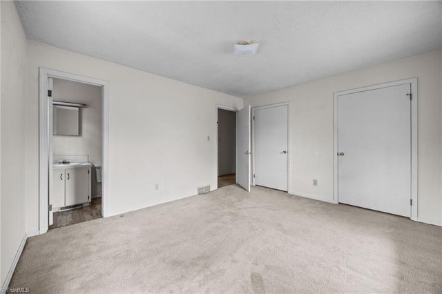 204 Hamilton Road, Lexington, NC 27295