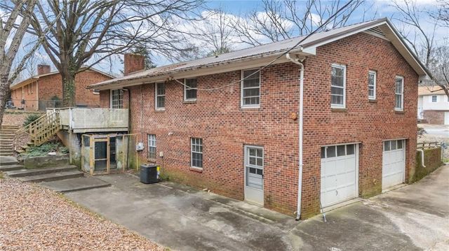 204 Hamilton Road, Lexington, NC 27295