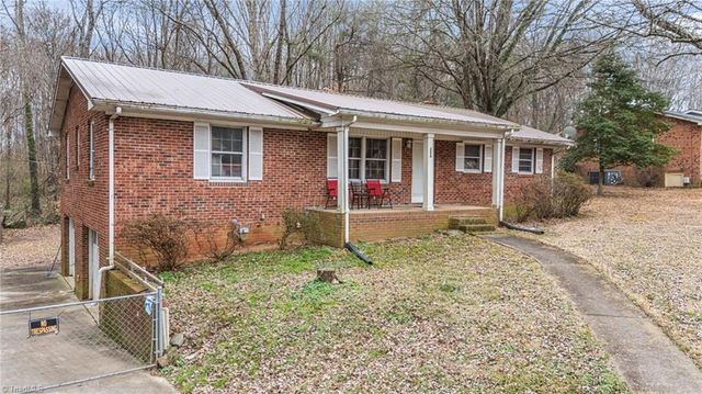 204 Hamilton Road, Lexington, NC 27295