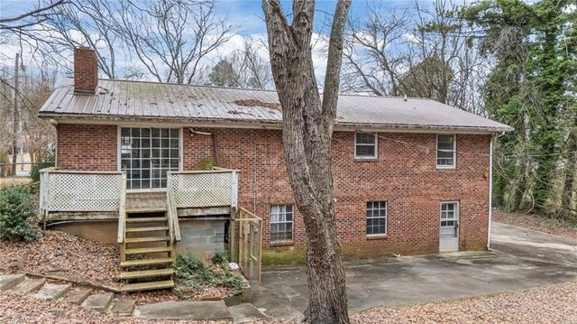 204 Hamilton Road, Lexington, NC 27295