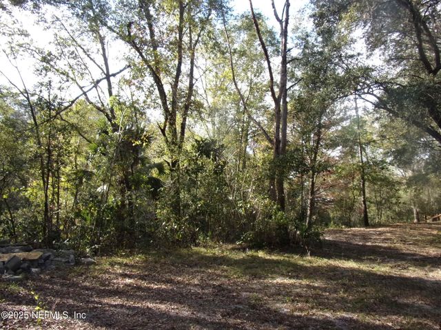 257 TARPON Boulevard, Palatka, FL 32177