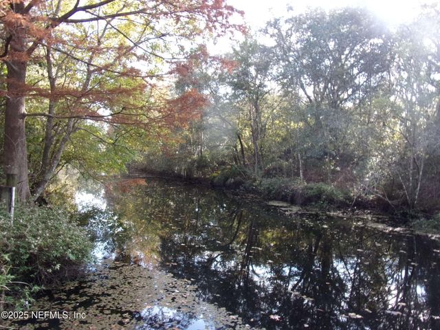 257 TARPON Boulevard, Palatka, FL 32177