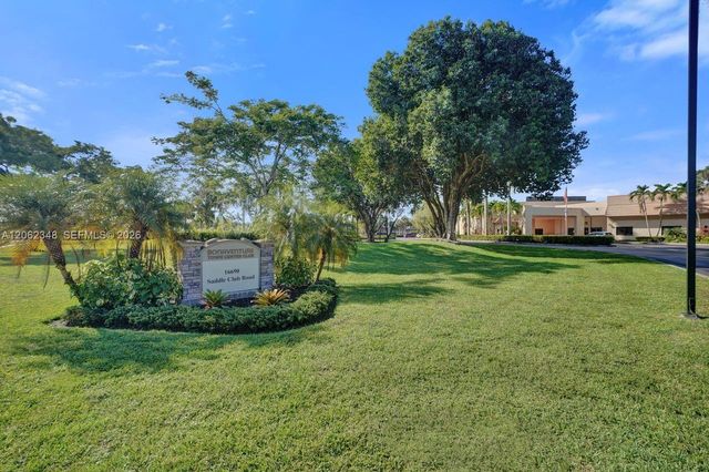581 SW 169th Way, Weston, FL 33326