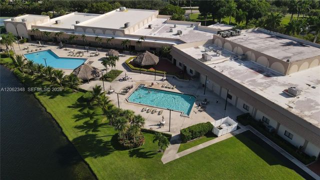 581 SW 169th Way, Weston, FL 33326