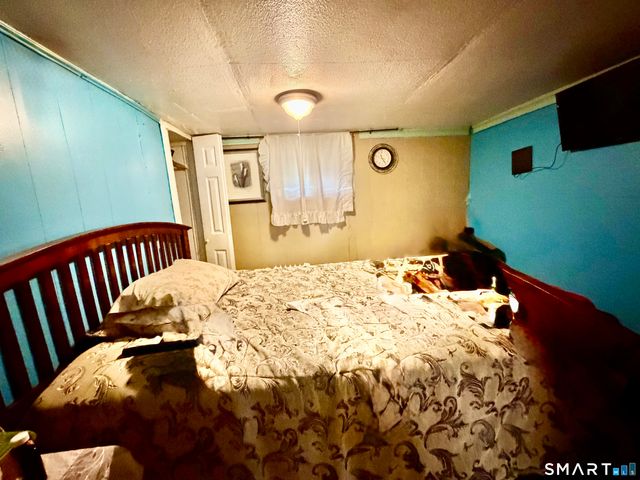 60-62 Hazel Street, Hartford, CT 06106