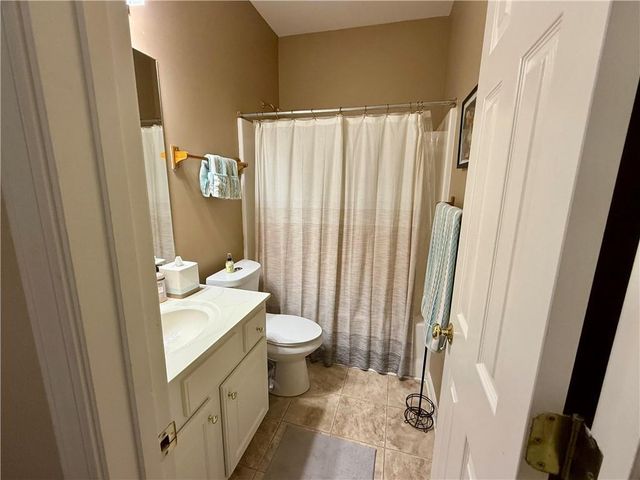 2704 Waters Edge Trail, Roswell, GA 30075