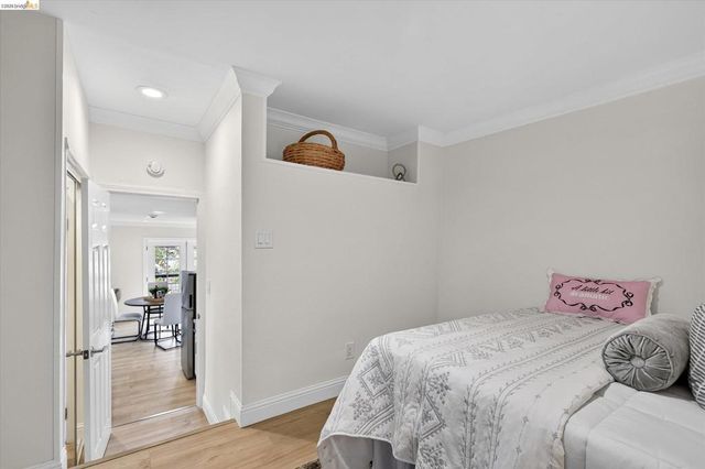 4535 Redding St, Oakland, CA 94619