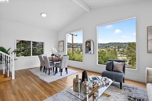 4535 Redding St, Oakland, CA 94619