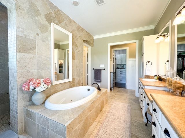 8921 Charles Street, Lantana, TX 76226