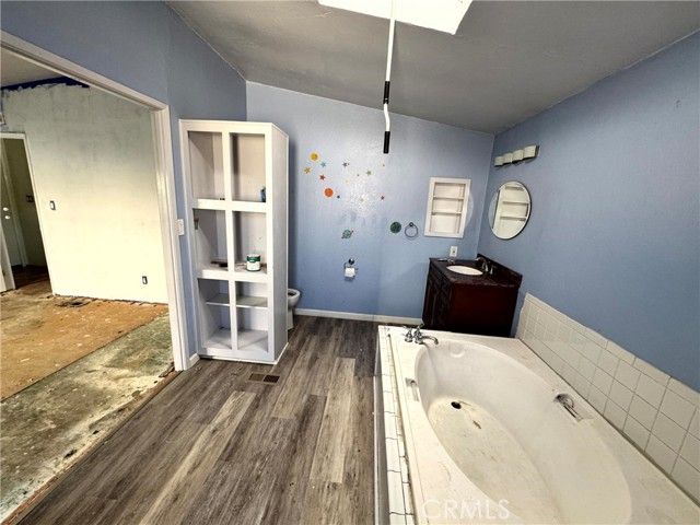 23301 Ridge Route Drive 175, Laguna Hills, CA 92653