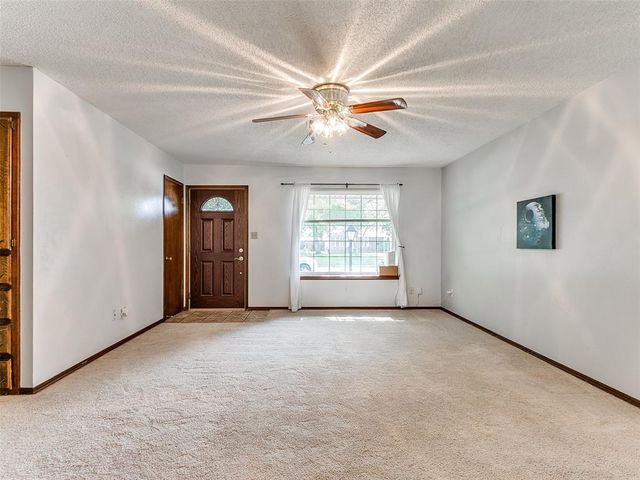 1527 Pecan Avenue, Norman, OK 73072