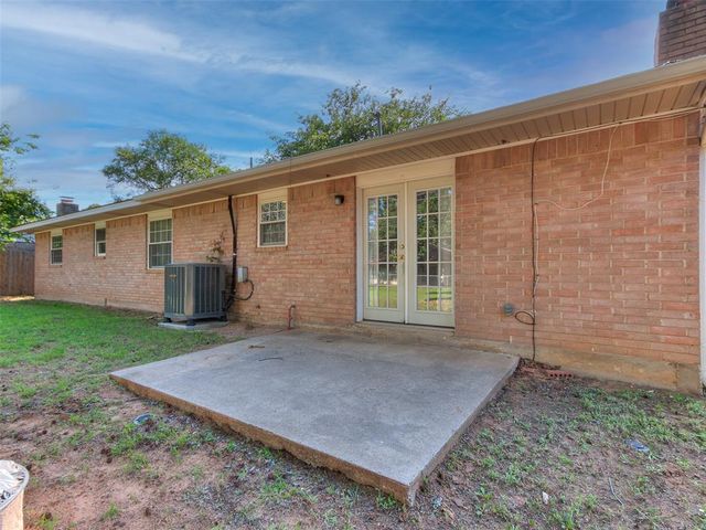 1527 Pecan Avenue, Norman, OK 73072