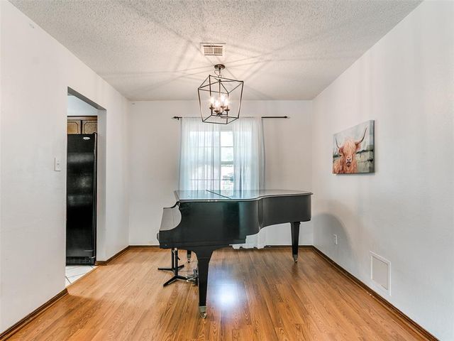 1527 Pecan Avenue, Norman, OK 73072