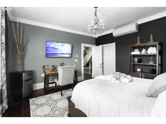 1772 Se Jackson St, Roseburg, OR 97470