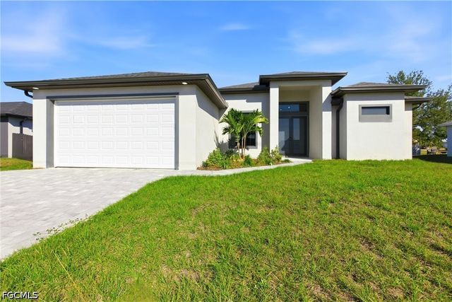 131 Kismet PKWY E, Cape Coral, FL 33909