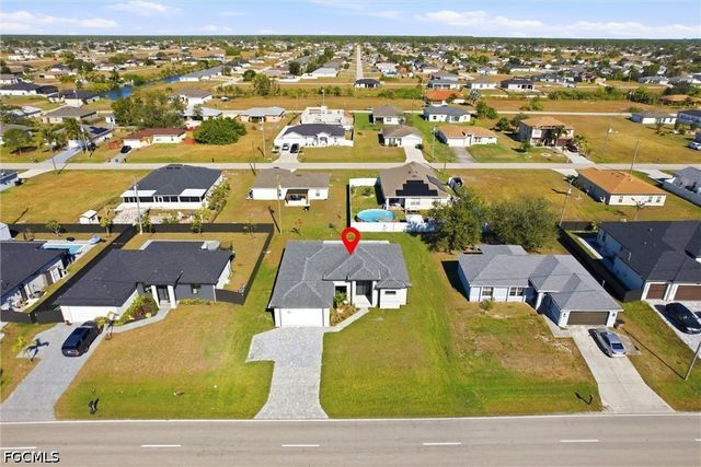 131 Kismet PKWY E, Cape Coral, FL 33909