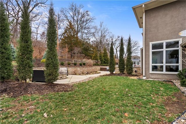 580 W Lakeshore Drive, Lake Quivira, KS 66217