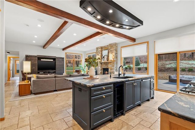 580 W Lakeshore Drive, Lake Quivira, KS 66217