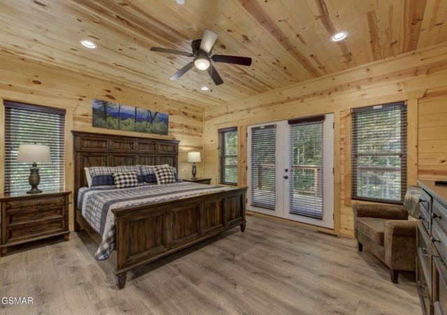 440 Winfield Heights Road, Gatlinburg, TN 37738