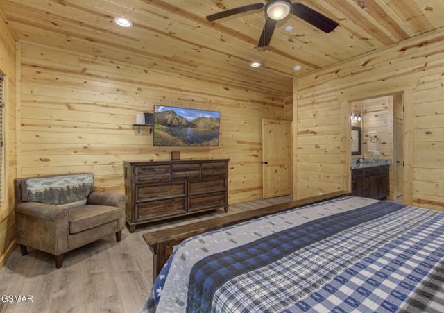 440 Winfield Heights Road, Gatlinburg, TN 37738