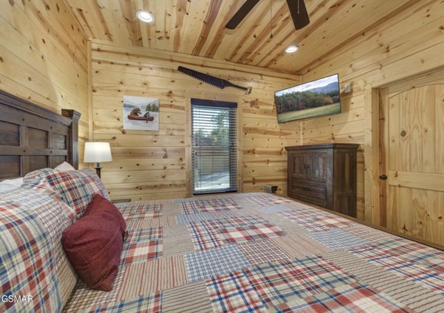 440 Winfield Heights Road, Gatlinburg, TN 37738