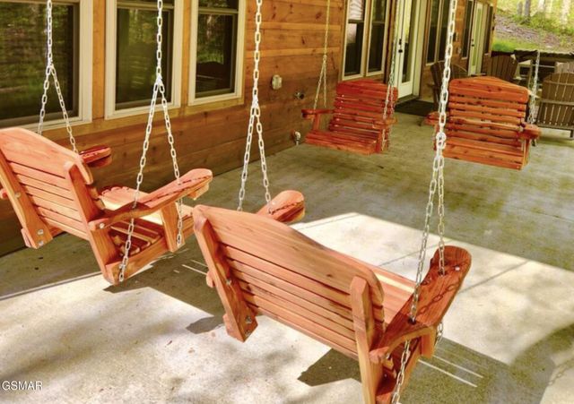 440 Winfield Heights Road, Gatlinburg, TN 37738