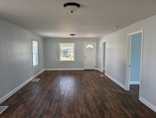 1417 S Ledford Street, Harrisburg, IL 62946