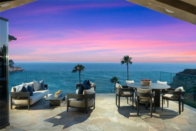 26 S La Senda Drive, Laguna Beach, CA 92651