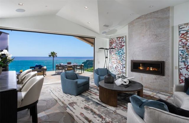 26 S La Senda Drive, Laguna Beach, CA 92651
