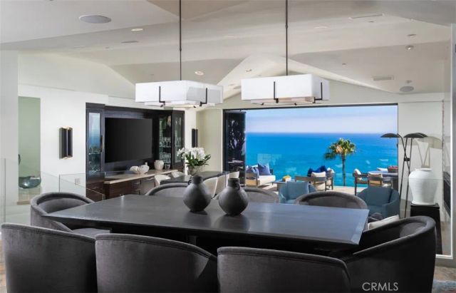 26 S La Senda Drive, Laguna Beach, CA 92651