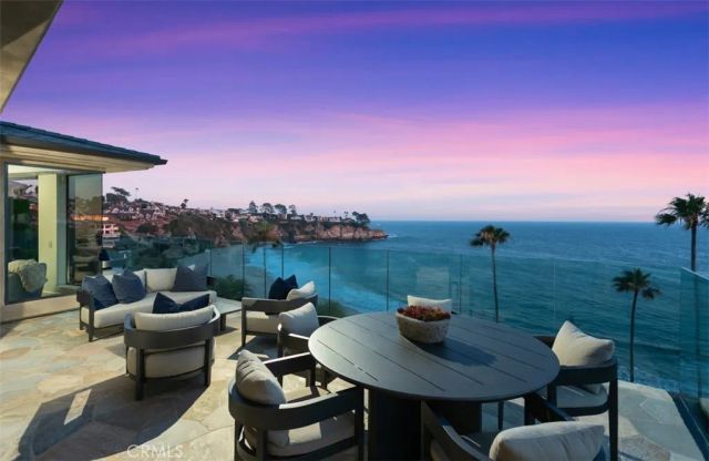 26 S La Senda Drive, Laguna Beach, CA 92651
