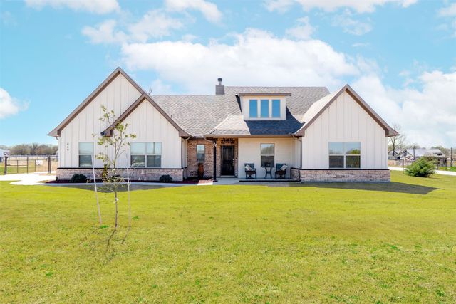 849 County Road 4764, Boyd, TX 76023