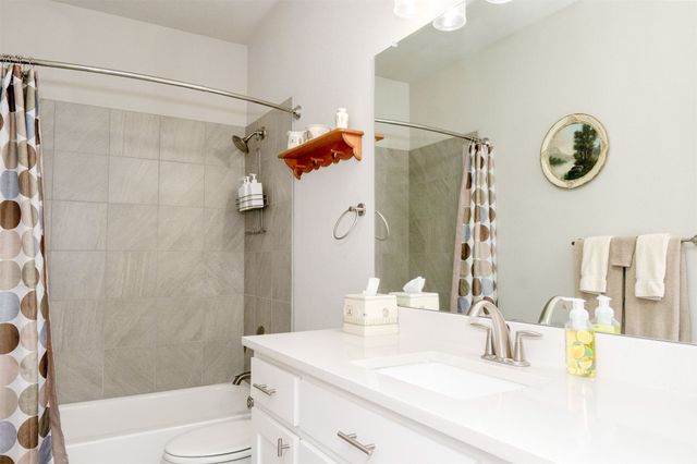 849 County Road 4764, Boyd, TX 76023