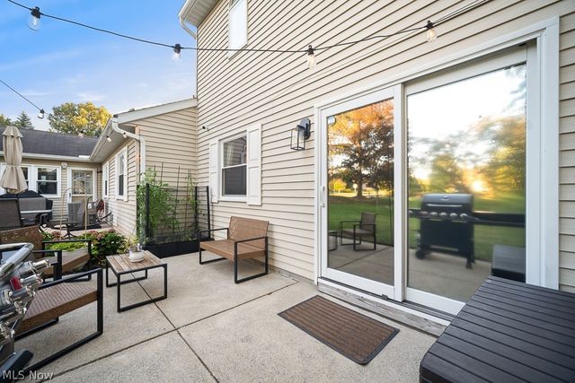 10663 Stapleton Drive, Strongsville, OH 44136