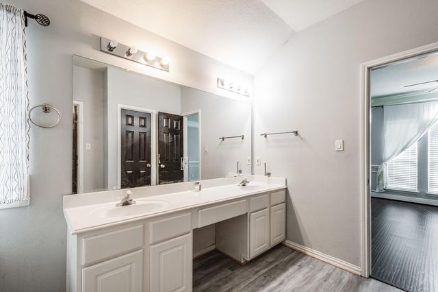 27133 Kings Manor Drive S, Kingwood, TX 77339