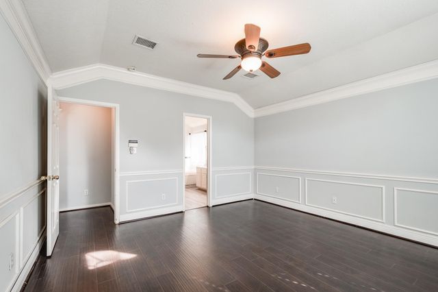 27133 Kings Manor Drive S, Kingwood, TX 77339