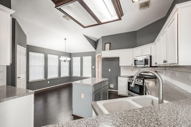27133 Kings Manor Drive S, Kingwood, TX 77339