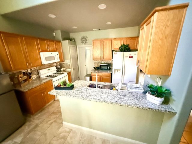 3832 Claire St, Stockton, CA 95212