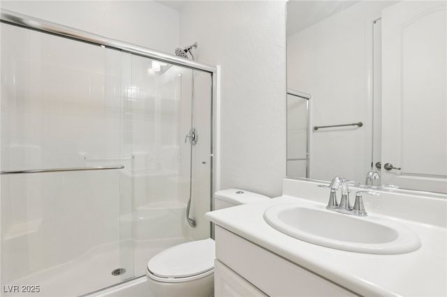 7245 Blooming Jasmine Avenue, Las Vegas, NV 89117