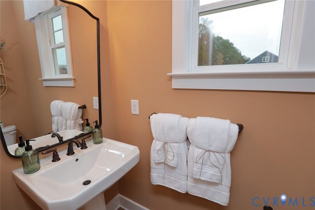 10700 Forget Me Not Way, Glen Allen, VA 23060
