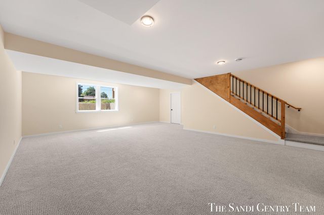 1032 Arlington Avenue, Grand Haven, MI 49417