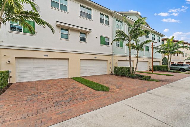 12947 Alton Road, Palm Beach Gardens, FL 33418