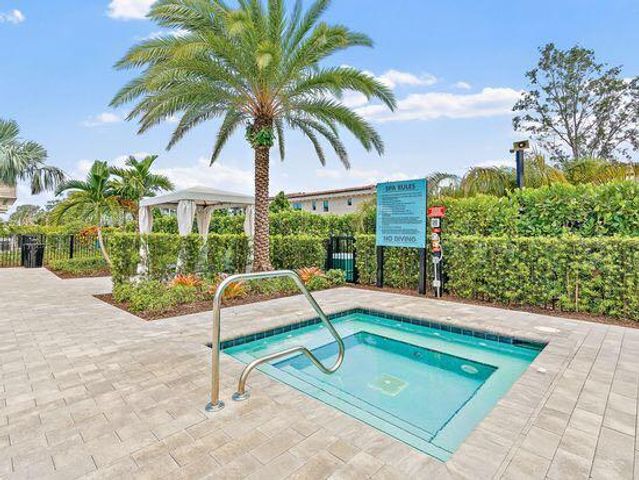 12947 Alton Road, Palm Beach Gardens, FL 33418