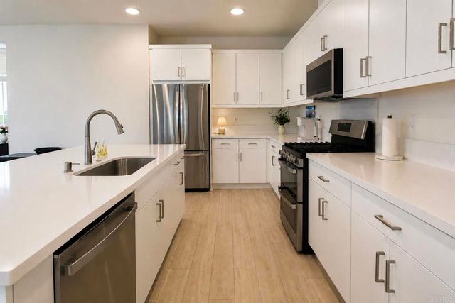 35141 Citron Lane, Fallbrook, CA 92028