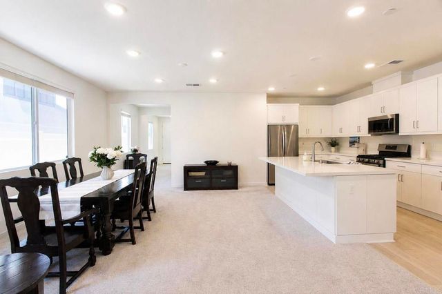 35141 Citron Lane, Fallbrook, CA 92028
