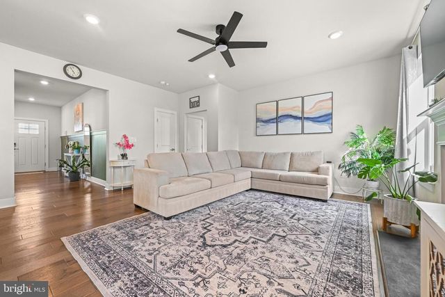 430 S CEDAR ST, Spring City, PA 19475