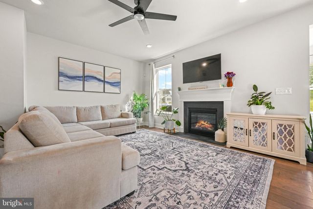 430 S CEDAR ST, Spring City, PA 19475