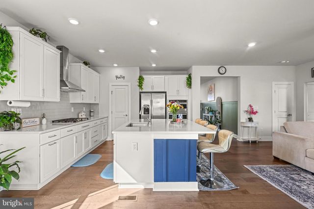 430 S CEDAR ST, Spring City, PA 19475