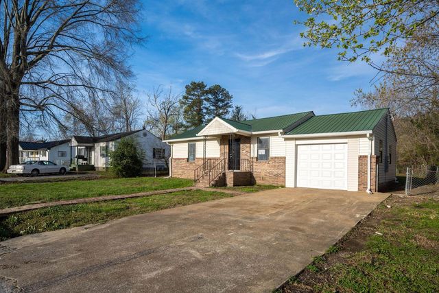 1535 Myrt Street, Rossville, GA 30741