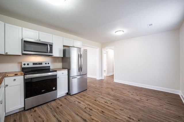 1535 Myrt Street, Rossville, GA 30741